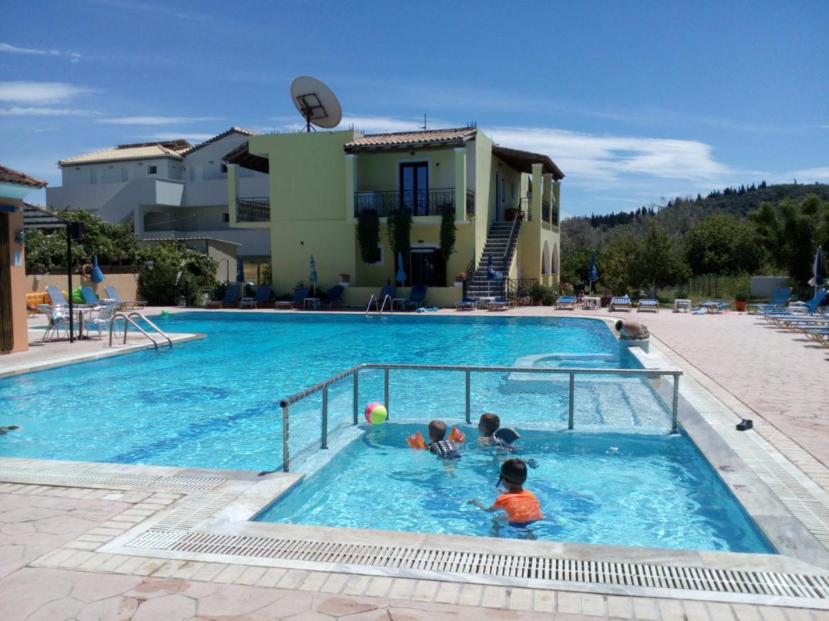 Amadeus Hawaii Apartments & Studios Сідарі Екстер'єр фото