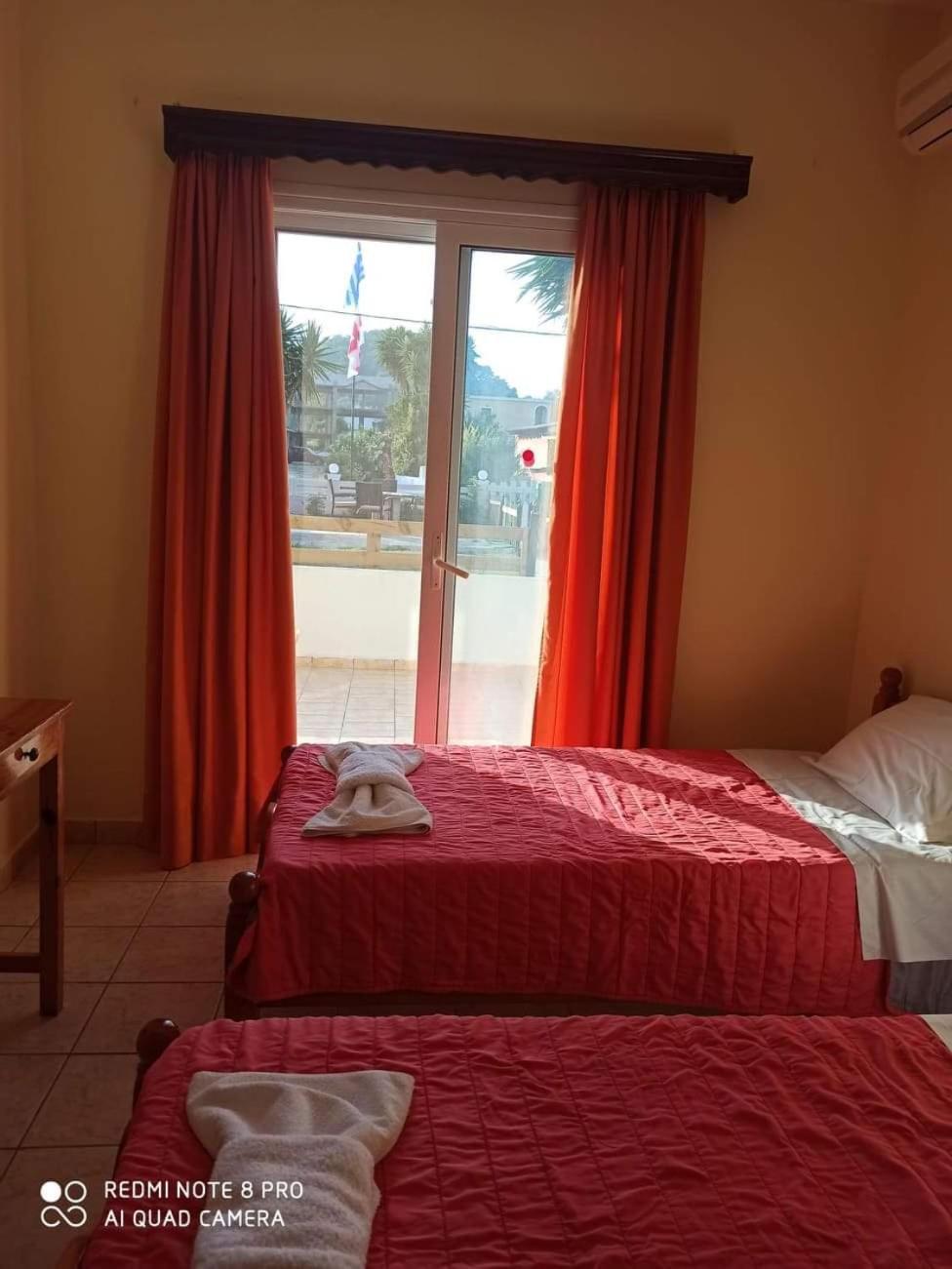 Amadeus Hawaii Apartments & Studios Сідарі Номер фото