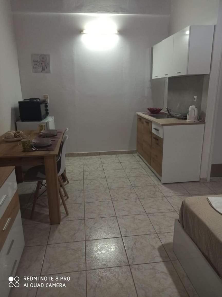 Amadeus Hawaii Apartments & Studios Сідарі Номер фото